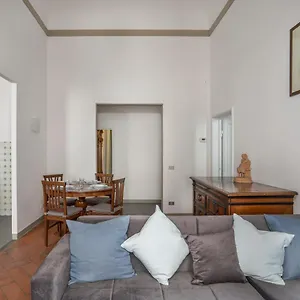  Apartment In Florence's Heart: Via Delle Seggiole Italy