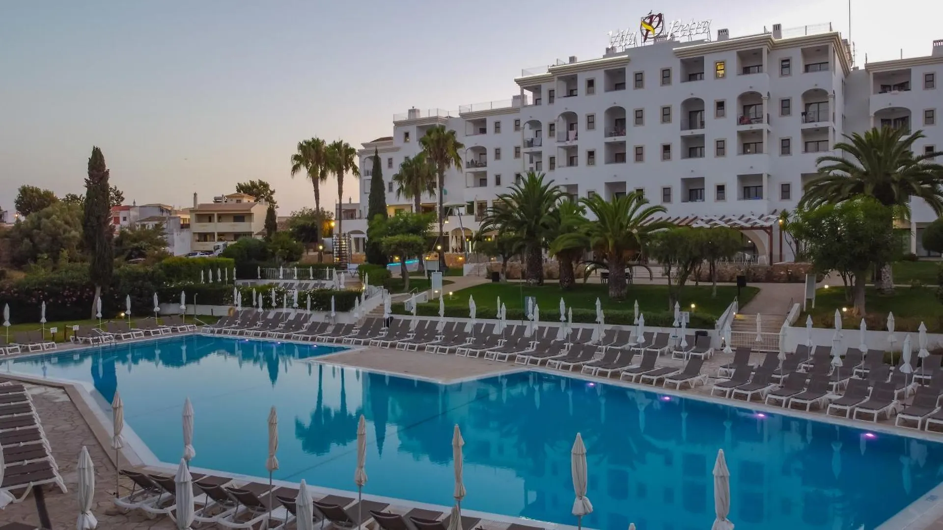 Vila Petra Albufeira Aparthotel